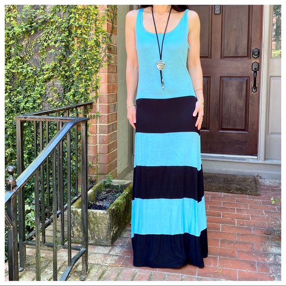 ✨LAST ONE ✨Color block maxi dress - Picture 3 of 7